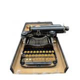 ANTIQUE CORONA TYPEWRITER