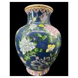 ORIENTAL FLORAL PORCELAIN VASE