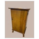 OAK RECORD CABINET