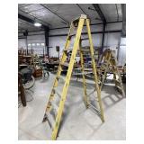 WERNER FIBERGLASS A-FRAME 8 FT LADDER