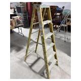 WERNER 6 FT FIBERGLASS A-FRAME LADDER