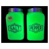 PR OF RETRO MCKEE JADEITE URANIUM SALT AND PEPPER