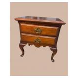 QUEEN ANNE CHERRY 2 DRAWER STAND