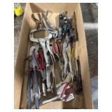 BOX LOT OF PLYERS
