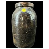 1 GALLON ANTIQUE CROCK