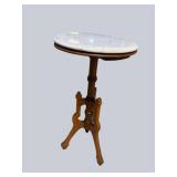 WALNUT VICTORIAN ROUND PLANT STAND