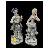 PR OF VICTORIAN BLUE & WHITE PORCELAIN COUPLE