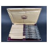 SET OF 8 CARVEL HALL STEAK KNIVES