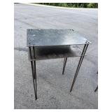 MODERN DESIGN METAL 2 TIER TABLE