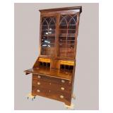 18TH CENTURY GEORGIAN MAHOGANY INLAID SECRETARY