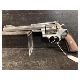 RUGER 44 MAGNUM SUPER REDHAWK PISTOL