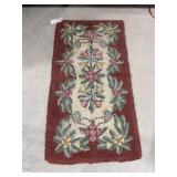 3 FT 9 IN X 1 FT 11 IN HOOK RUG