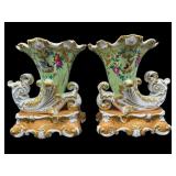 2 CHELSEA HOUSE PORCELAIN CORNUCOPIAS