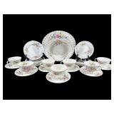 30 PCS ROYAL DOULTON ARCADIA FLORAL CHINA