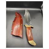 BRASS AND WOOD GRAIN BOWIE KNIFE