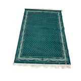 6 FT X 4 FT 11 IN MACHINE MADE CARPET