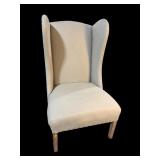 MODERN DESIGN WINGBACK UPHOLSTERED CHAIR