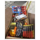 BOX LOT OF MISCELLANEOUS TOOLS