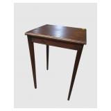 SOLID MAHOGANY TAPERED LEG STAND