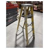 WERNER 5 FT A-FRAME LADDER, FIBERGLASS