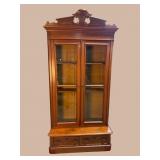 WALNUT VICTORIAN 2 DOOR BOOKCASE