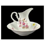 SMALL PORCELAIN BOWL AND PITCHER