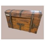 EXTRA LARGE DOME TOP SEAMANS CHEST