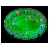 GREEN DEPRESSION HORSESHOE BY INDIAN GLASS PLATTER