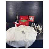 LOT OF CHRISTMAS DECORATIONS