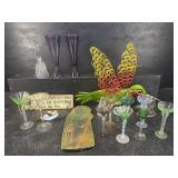 MISC LOT OF DECORATIVE ITEMS