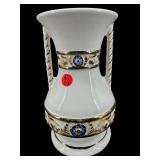 CAPODIMONTE GOLD DECORATIVE FOOTED VASE