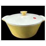 LARGE CORNINGWARE 4 QT YELLOW DUTCH OVEN