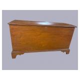 ANTIQUE SOLID PINE BLANKET BOX