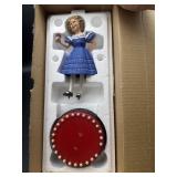 DANBURY MINT SHIRLEY TEMPLE FIGURINE IN BOX
