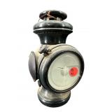 KEROSENE VEHICLE OR CARRIAGE LAMP