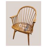 OAK WINDSOR ARM CHAIR