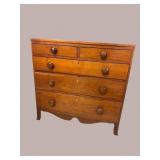 18TH CENT. WALNUT 5 DRAWER CHEST