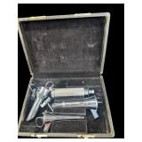HEMORRHOID RETRACTOR KIT IN THE CASE