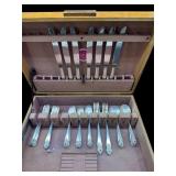 ONEIDA 1951 PRESTIGE 55 PIECE DISTINCTION SILVER