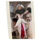 1995 HALLMARK BARBIE HOLIDAY MEMORIES DOLL NRFB;