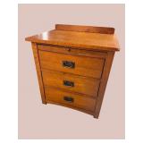 BASSETT 3 DRAWER MISSION OAK STYLE NIGHTSTAND
