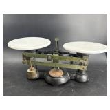 ANTIQUE OHAUS CAST IRON BALANCE SCALE