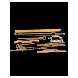 ANTIQUE PLANER AND PLYERS TOOL LOT