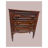 WALNUT VICTORIAN 3 DRAWER CHEST