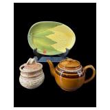 3 PC LOT VARIOUS MAKER CERAMICS