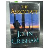 SIGNED JOHN GRISHAM FIRST EDITION 