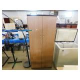 CUPBOARD WITH DOUBLE DOORS - 3 SHELVES