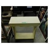 SIDE TABLE   26.5 X 11 X 27'