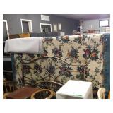 RUG WITH UNDERPAD   7'8' X 10'10'