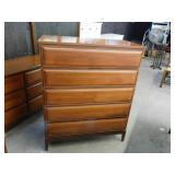 MCM  5 DRAWER DRESSER   36 X 18 X 45'